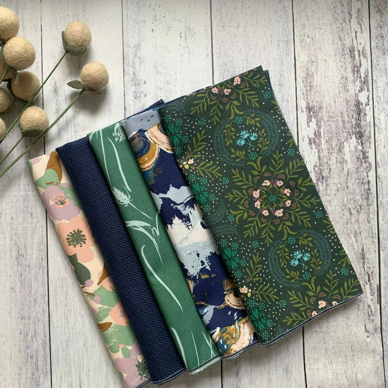 Flourish Cocktail Napkin Set 2 Flourish Cocktail Napkin Set - Image 2