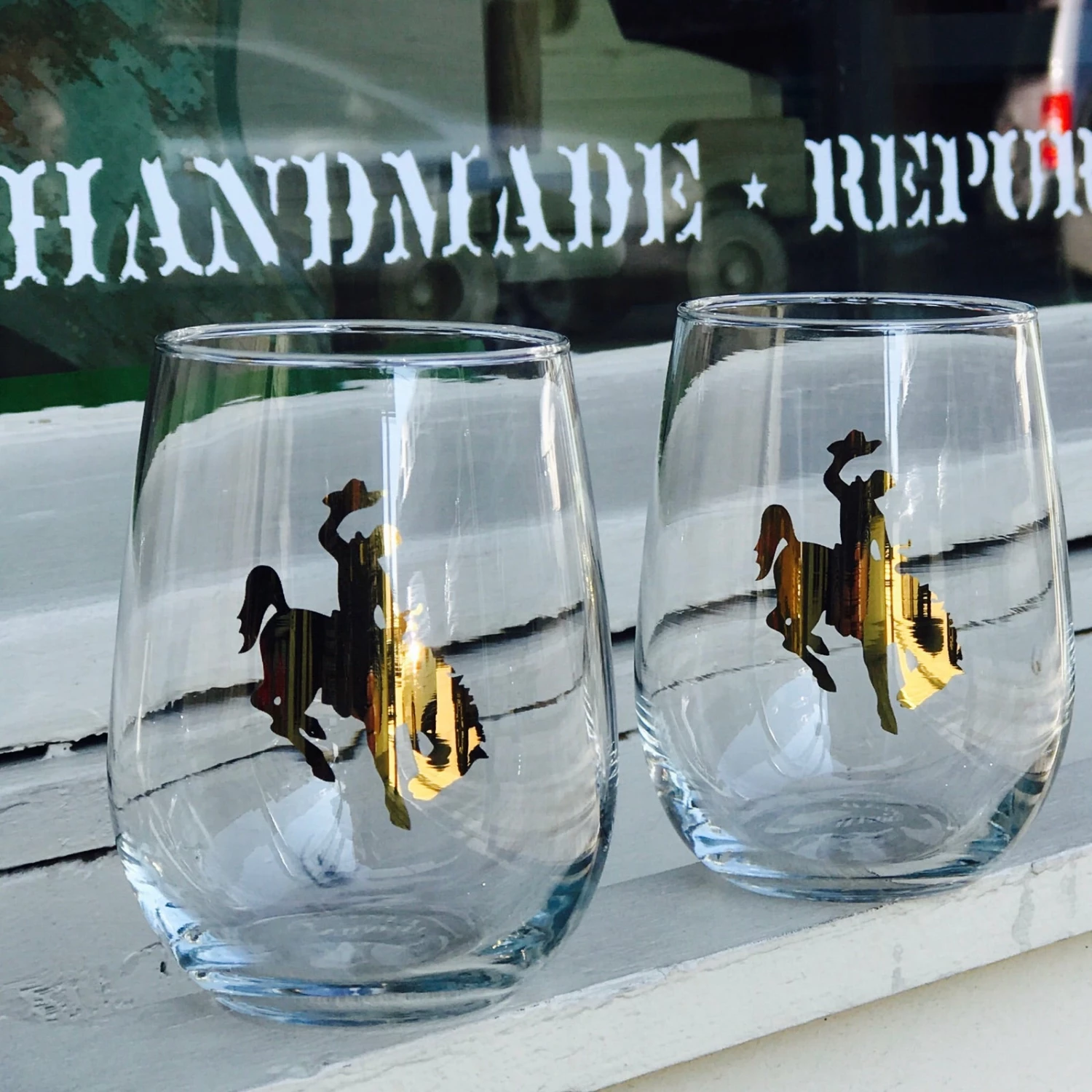 20k Gold Bronco Wine Glass 2 20k Gold Bronco Wine Glass - Image 2