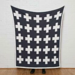 Reversible Swiss Cross Throw -Trudon shop MG 77785