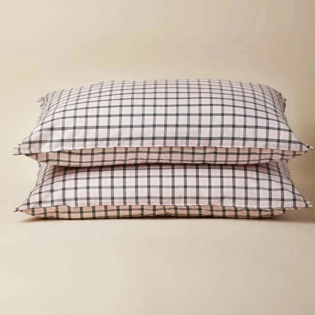 Pink & Charcoal Gingham Duvet Cover 2 Pink & Charcoal Gingham Duvet Cover - Image 2