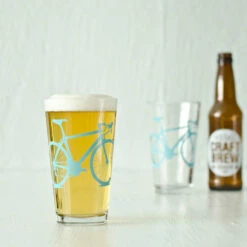 Bike Pint Glasses 8 Bike Pint Glasses -Trudon shop bike pint turq 1 grande